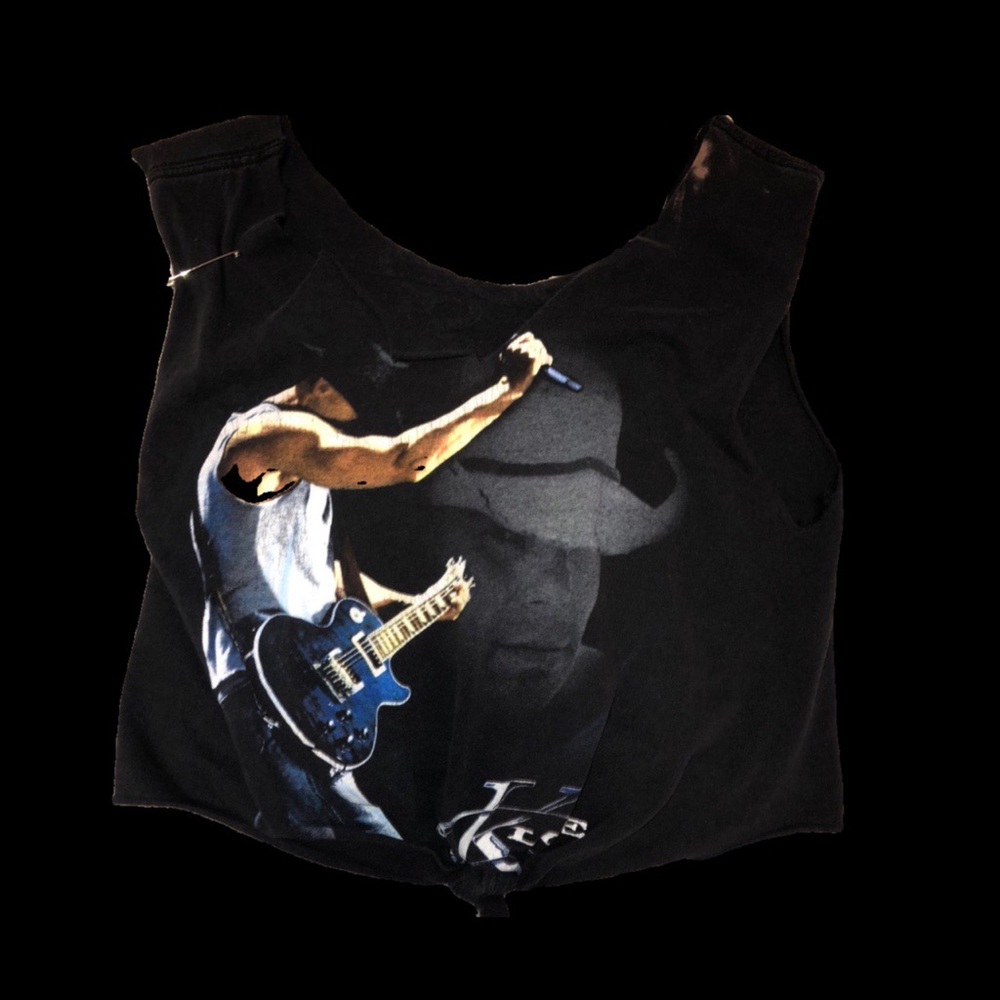 Country tee